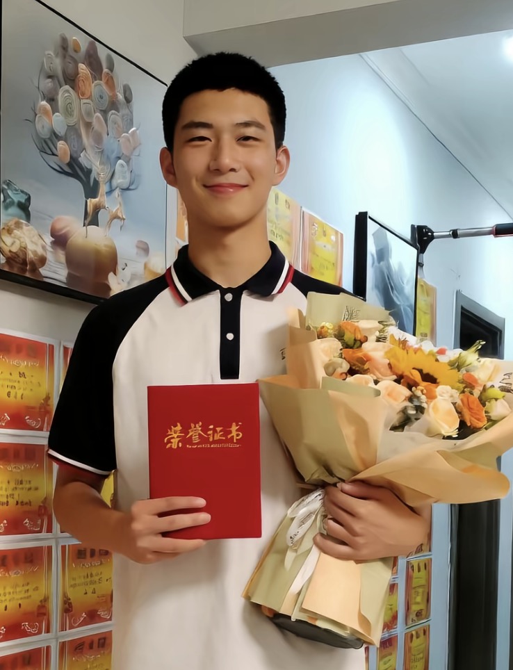 家长陪同学生查看志愿推荐结果